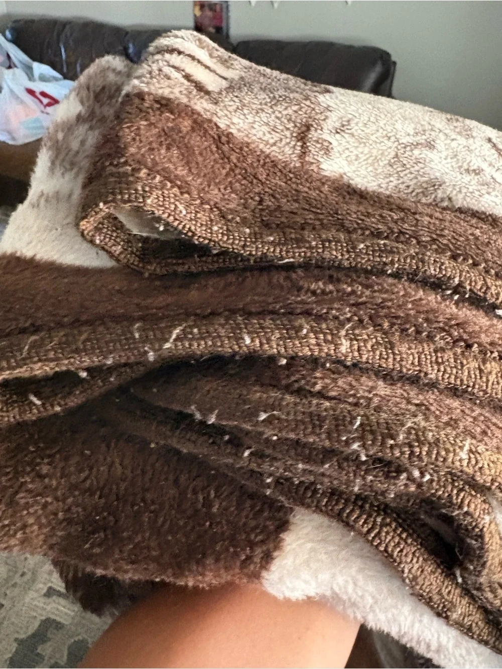 Vintage San Marcos Lion Blanket In Brown & Cream 87X62 Twin size EUC Cottagecore